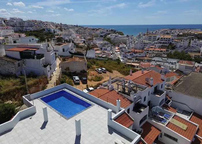 By Ocvillas 阿尔布费拉